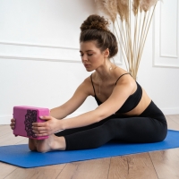 Блок для йоги Sangh, 23&times;15&times;8 см, цвет розовый