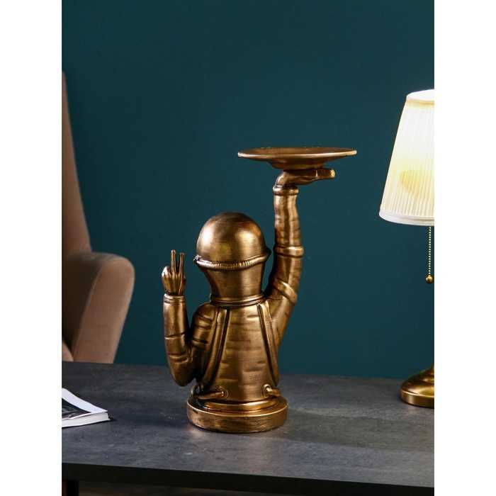 Подставка для мелочей &laquo;Космонавт&raquo;, полистоун, 47 см, цвет золото