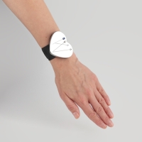 Игольница магнитная на руку, 24 &times; 6 см, цвет МИКС