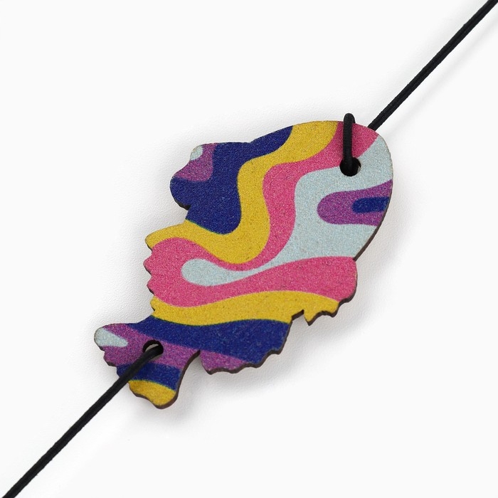 Дразнилка с деревянной подвеской &laquo;Яркая рыбка&raquo;, 5 см