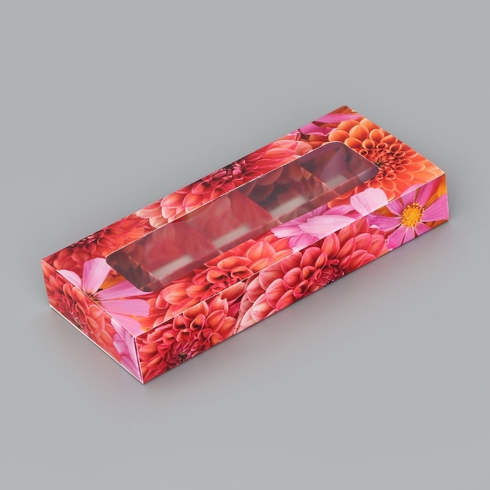 Коробка складная для 10 конфет Коробка складная для 10 конфет "Цветочки", 9,8 х 22 х 3,5 см. Кондитерская упаковка