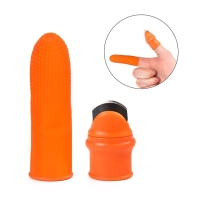 Напальчник с лезвием + 4 защитных напальчника, для сбора урожая, Greengo Напальчник с лезвием + 4 защитных напальчника, для сбора урожая, Greengo