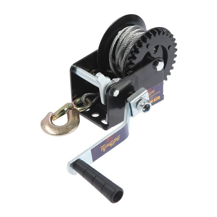 Лебедка ручная барабанная тяговая ТУНДРА, 800 кг, металлический трос 8 метров Лебедка ручная барабанная тяговая ТУНДРА, 800 кг, металлический трос 8 метров