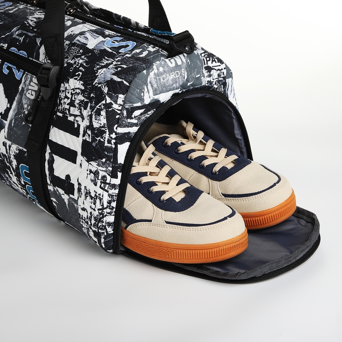 Сумка спортивная на молнии, отдел для обуви, 2 наружных кармана, длинный ремень, средний размер, цвет чёрный/голубой Сумка спортивная на молнии, отдел для обуви, 2 наружных кармана, длинный ремень, средний размер, цвет чёрный/голубой