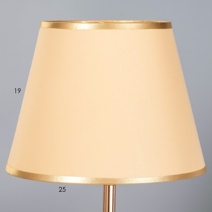 Настольная лампа "Севилья" Е27 40Вт золото 25х25х42 см RISALUX