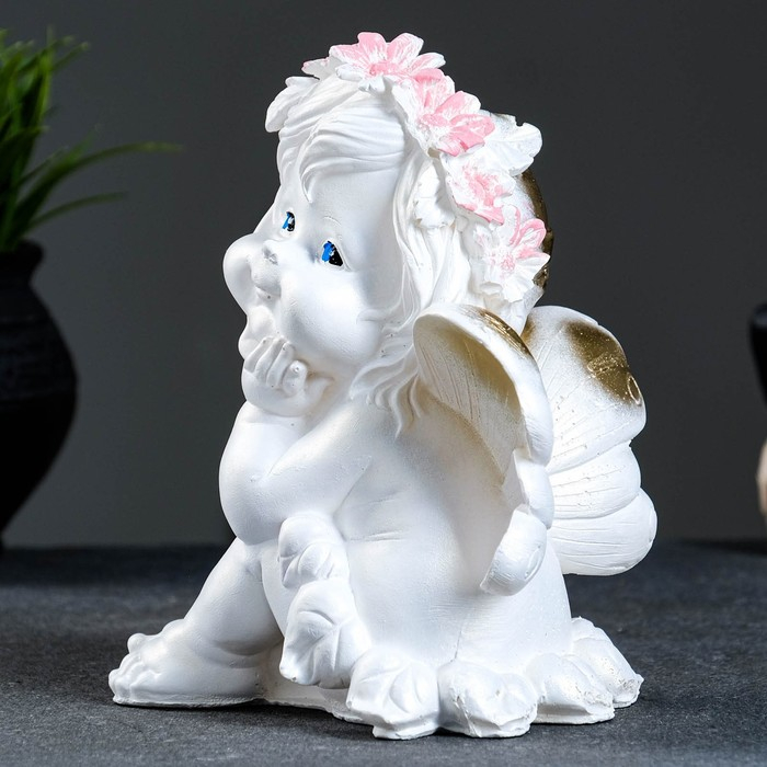 Фигура Фигура "Фея сидя" перламутр 20х15х16см