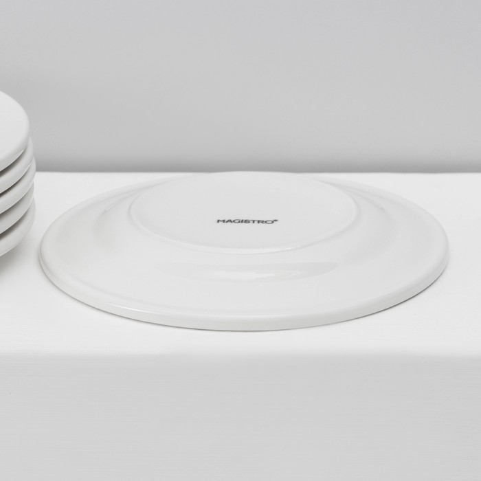 Набор тарелок фарфоровых десертных Magistro Basic bistro, 6 предметов: d=16,5 см, цвет белый