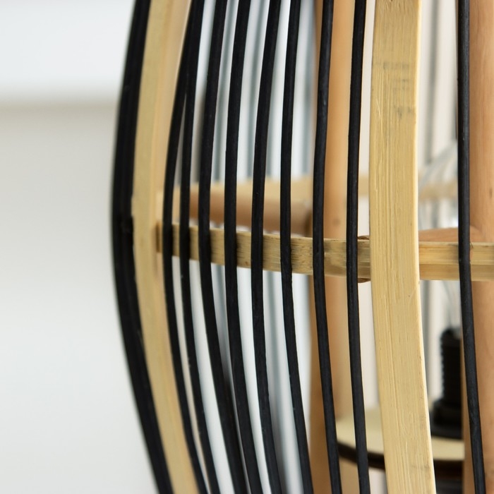 Настольная лампа "Джая" Е27 15Вт черный 25х25х53 см RISALUX