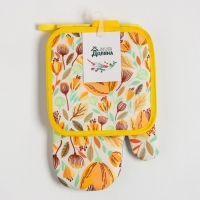 Кухонный набор Доляна "Тюльпаны" прихватка 17х17 см, варежка 25х16 см, 100% п/э