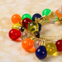 Миниатюра кукольная &laquo;Гирлянда - шарик&raquo;, длина 1 метр, игрушка: 2,5&times;1,5 см, цвета МИКС