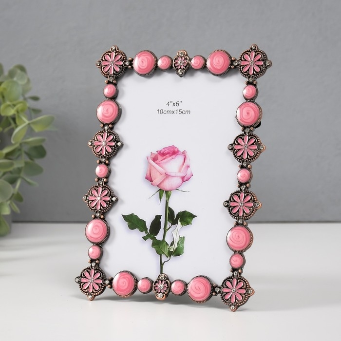 Фоторамка металл, стекло 10х15 см Фоторамка металл, стекло 10х15 см "Розовый кварц" эмаль, стразы 1х12,4х17 см