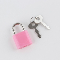 Анкета на замочке, в твердой обложке А6, 40 листов «Для стильных девчонок» Анкета на замочке, в твердой обложке А6, 40 листов «Для стильных девчонок»