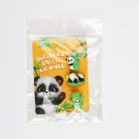 Набор пластиковых значков "Панда", 3 шт, 3 х 2 см Набор пластиковых значков "Панда", 3 шт, 3 х 2 см