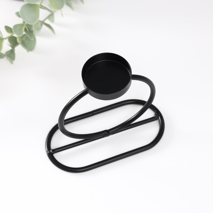 Подсвечник металл на 1 свечу Подсвечник металл на 1 свечу "Кольцо" d=4 см чёрный 11х6х11 см