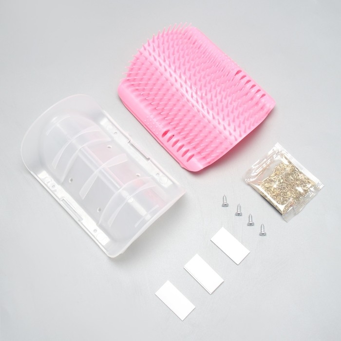 Массажер - чесалка на угол с кошачьей мятой для кошек, размер S, 13.5*9*5 см, розовый Массажер - чесалка на угол с кошачьей мятой для кошек, размер S, 13.5*9*5 см, розовый