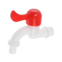 Кран водоразборный со штуцером ZEIN Z2198, 1/2", плоская красная ручка, PP, кран-букса,белый Кран водоразборный со штуцером ZEIN Z2198, 1/2", плоская красная ручка, PP, кран-букса,белый