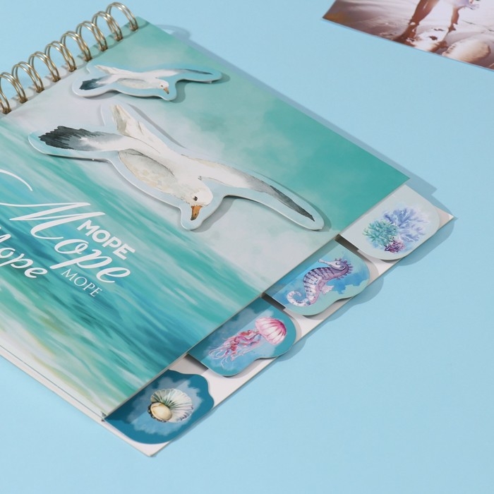 Фотоальбом на спирали 20 листов Фотоальбом на спирали 20 листов "Чайки" объёмный элемент + 4 вкладки 24х24 см