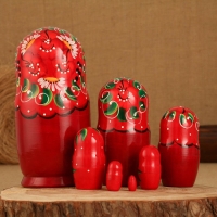 Матрёшка 7-ми кукольная "Кира", 23-25см, ручная роспись. Матрёшка 7-ми кукольная "Кира", 23-25см, ручная роспись.