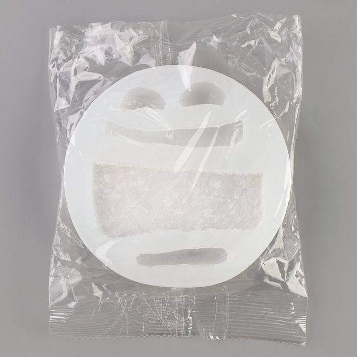 Молд силиконовый «Хлеб и шпроты», 12 × 2 см Молд силиконовый «Хлеб и шпроты», 12 × 2 см