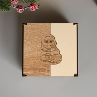 Новогодняя шкатулка комбинированная "Змея 10,5х10х7 см Новогодняя шкатулка комбинированная "Змея 10,5х10х7 см