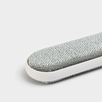 Щётка одежды и мебели LaDо́m &laquo;Компакт&raquo;, для удаления шерсти и волос, 21,5&times;3,8&times;1,7 см, чехол 5,6&times;4&times;14,5 см