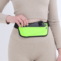 Сумка поясная на молнии, светоотражающие элементы, цвет зелёный Сумка поясная на молнии, светоотражающие элементы, цвет зелёный