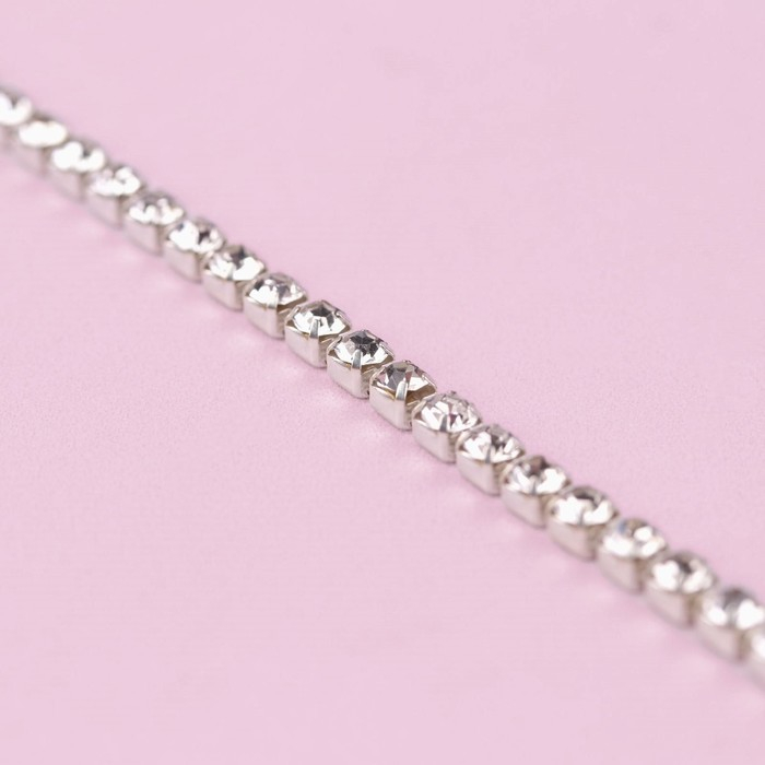 Цепь со стразами, металл, стекло, 3,5 мм, 9 &plusmn; 1 м, цвет серебряный