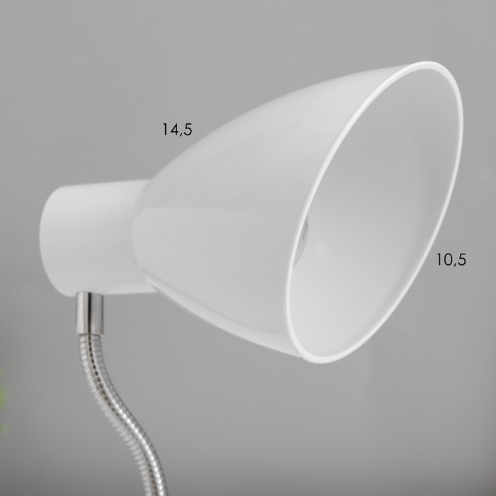 Бра в розетку Бра в розетку "Классика" 1х10Вт Е27 белый 10х14,5х25 см