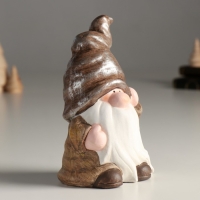 Сувенир керамика "Гномик задумался" беж и корица 9,7х8х16,2 см Сувенир керамика "Гномик задумался" беж и корица 9,7х8х16,2 см
