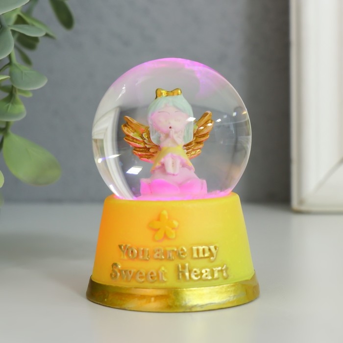 Сувенир полистоун водяной шар свет Сувенир полистоун водяной шар свет "Милый ангелочек" МИКС 4х4х6,7 см