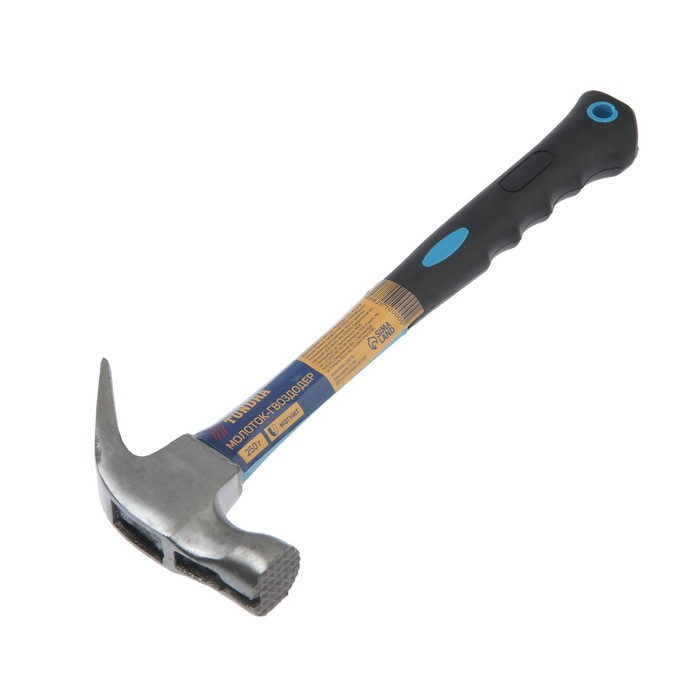 Молоток-гвоздодер ТУНДРА, боек с магнитом, фиберглассовая 2К рукоятка, 250 г