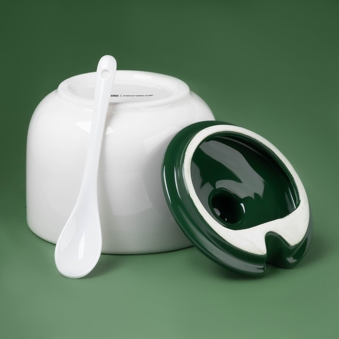 Сахарница новогодняя Доляна &laquo;Рождественский вечер&raquo;, 550 мл, керамика, цвет белый