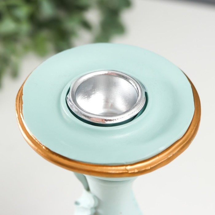 Подсвечник полистоун на 1 свечу Подсвечник полистоун на 1 свечу "Пышный лист" нежно-голубой 21,5х9х9 см