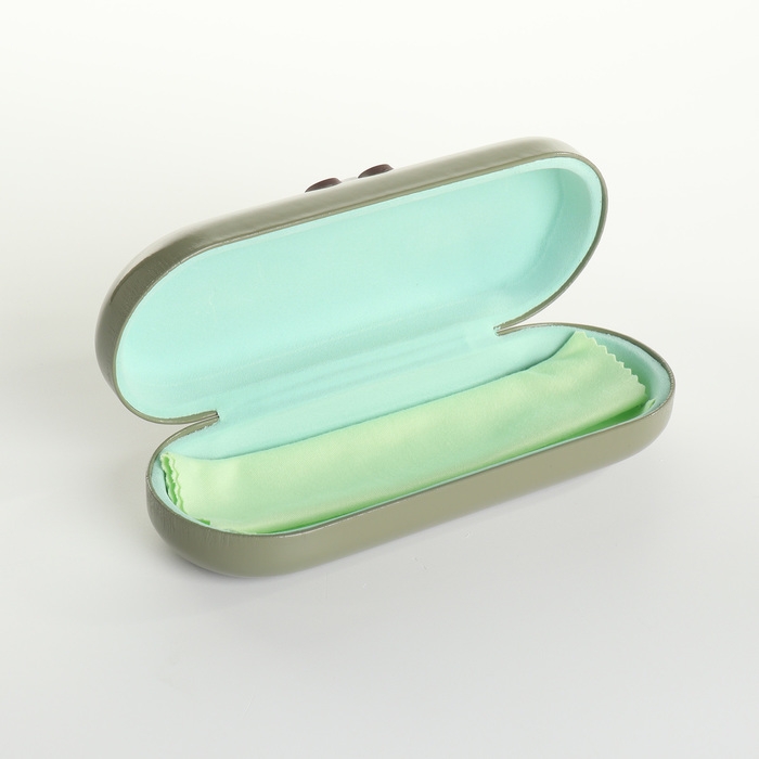 Футляр для очков на хлопушке, длина 16 см, цвет зелёный Футляр для очков на хлопушке, длина 16 см, цвет зелёный