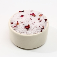 Cоль для ванны с лепестками роз Bath salt, 150 г, ЧИСТОЕ СЧАСТЬЕ Cоль для ванны с лепестками роз Bath salt, 150 г, ЧИСТОЕ СЧАСТЬЕ