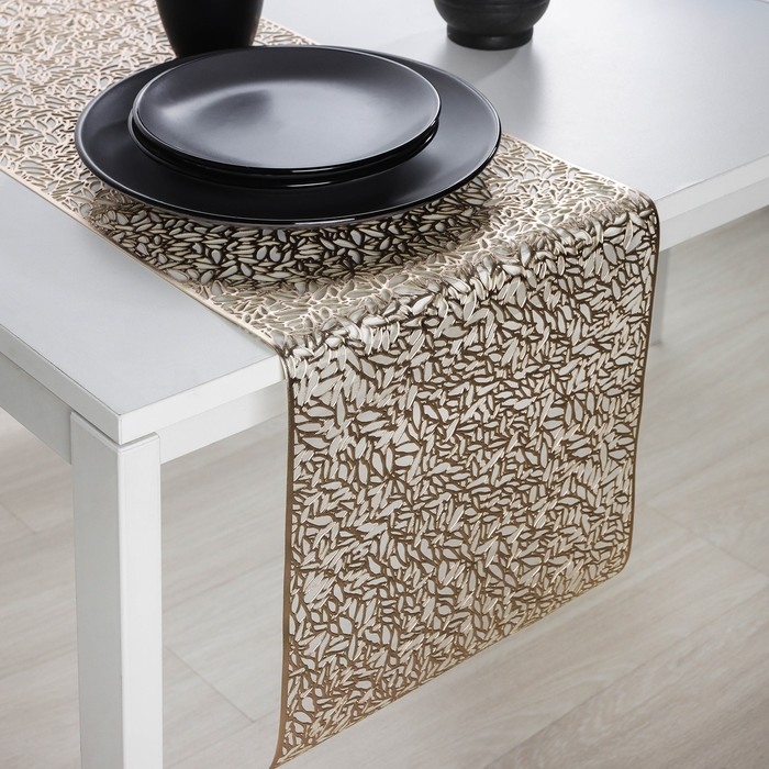 Дорожка на стол Доляна &laquo;Манифик&raquo;, 30&times;150 см, цвет золотой