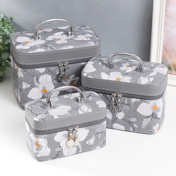 Шкатулка кожзам с зеркалом Шкатулка кожзам с зеркалом "Цветы. Серый" набор 3 шт 18х10х12,5 21х13х15,5 23х15х18,5 см