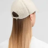 Бейсболка Oblako, утепленная, молочно-белая