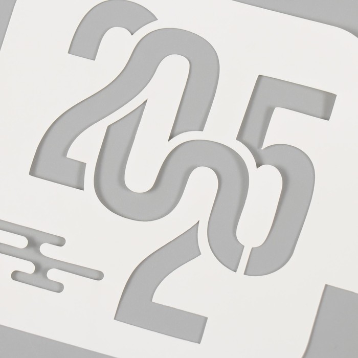 Трафарет пластиковый "2025", размер 9х9 см