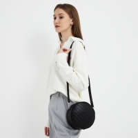 Сумка женская круглая из искусственной кожи, 18х18 см, цвет чёрный Сумка женская круглая из искусственной кожи, 18х18 см, цвет чёрный