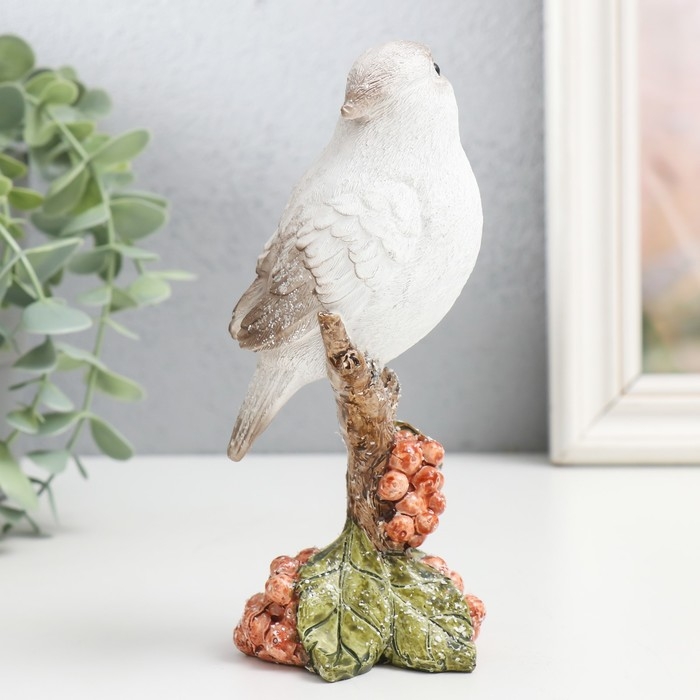 Сувенир полистоун "Птица на зимней рябине" 7х6х15,5 см