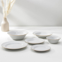 Сервиз столовый фарфоровый «Классик», 37 предметов, 4 вида тарелок Сервиз столовый фарфоровый «Классик», 37 предметов, 4 вида тарелок