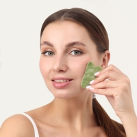 Массажёр гуаша &laquo;Лапка&raquo;, 7 &times; 4,3 см, в PVC коробке, цвет зелёный