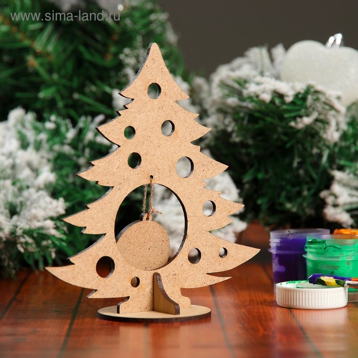 Сувенир &laquo;Елочка со снежинкой&raquo; на подставке