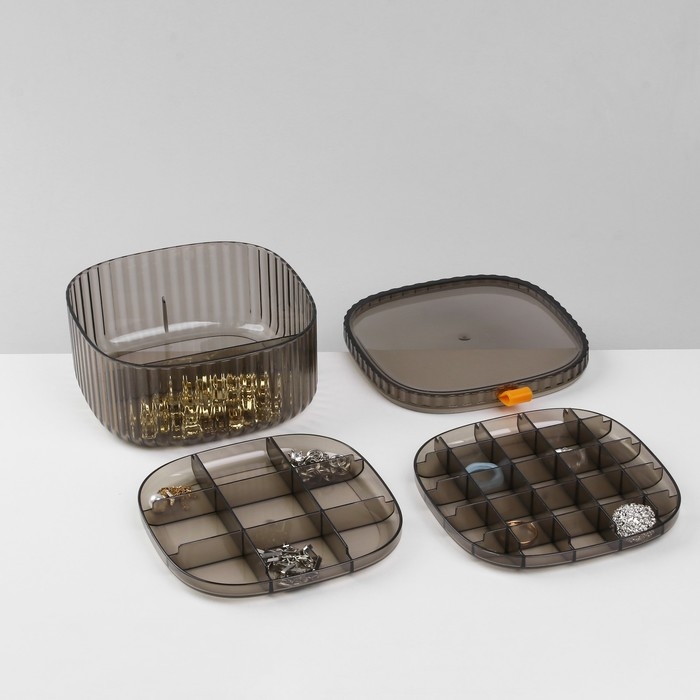 Органайзер для хранения украшений &laquo;Лео&raquo; 3 уровня, 32 ячейки, 15&times;15&times;7,5 см, цвет коричневый