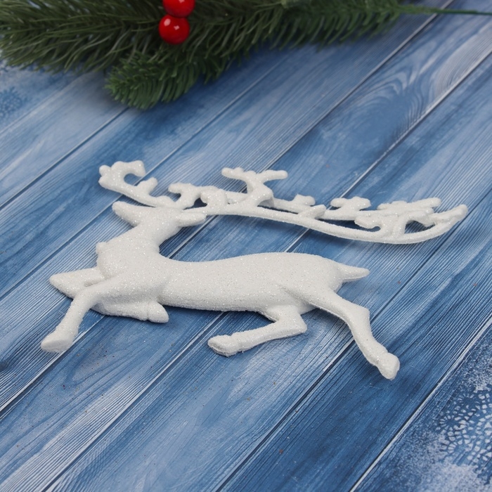 Украшение ёлочное "Бегущий олень" 10х15 см, белый