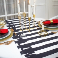 Дорожка на стол "Живи, готовь, люби" 40х146 см, 100% хлопок, саржа 190 гр/м2 Дорожка на стол "Живи, готовь, люби" 40х146 см, 100% хлопок, саржа 190 гр/м2