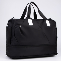 Сумка спортивная на молнии с увеличением, 4 наружных кармана, цвет чёрный Сумка спортивная на молнии с увеличением, 4 наружных кармана, цвет чёрный