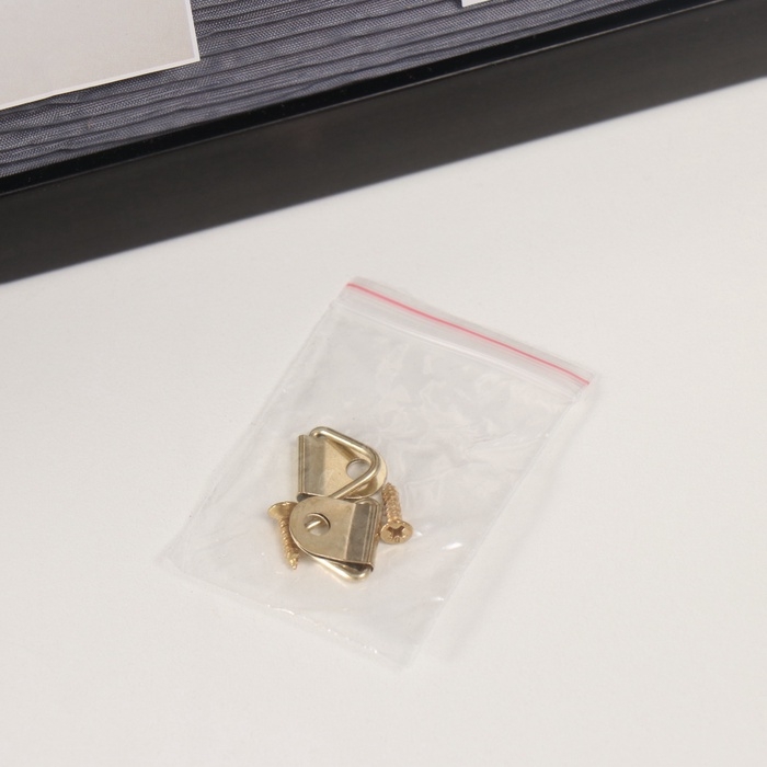 Фоторамка пластик на 3 фото 10х10, 9х13 см "Дом" с прищепками, черная 40х30х1,5 см