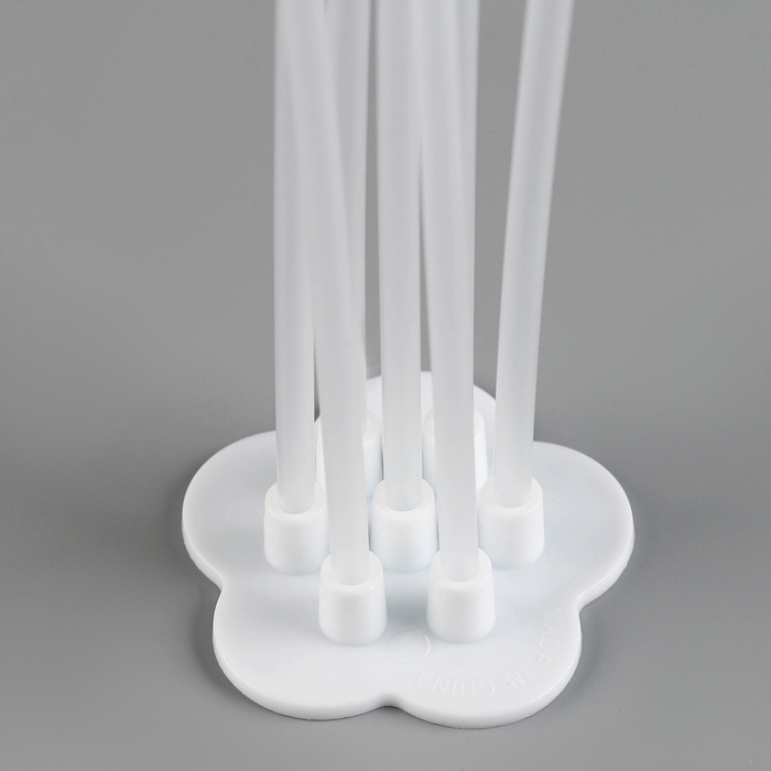 Стойка для воздушных шаров на 7 шаров, основание ромашка, высота 80 см Стойка для воздушных шаров на 7 шаров, основание ромашка, высота 80 см